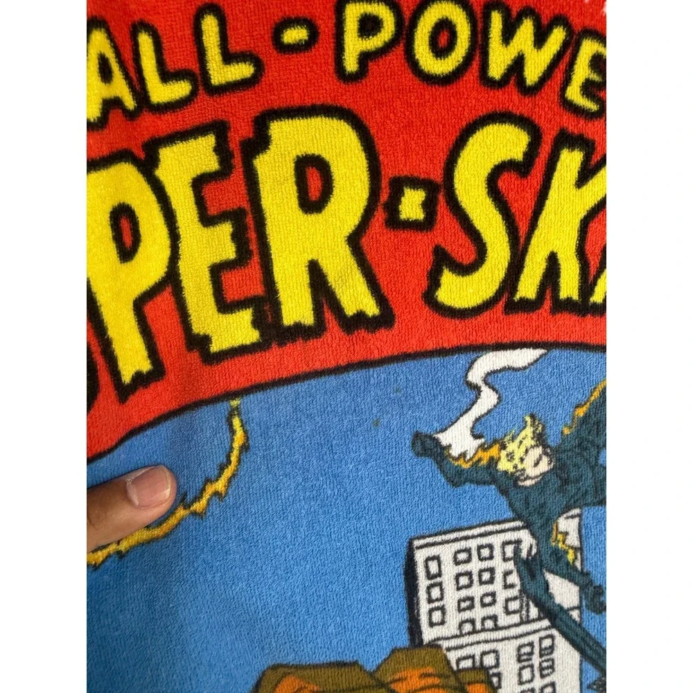 Marvel Comics Fantastic Four Super-Skrull Beach Towel Blue 2005 Issue 18 Art